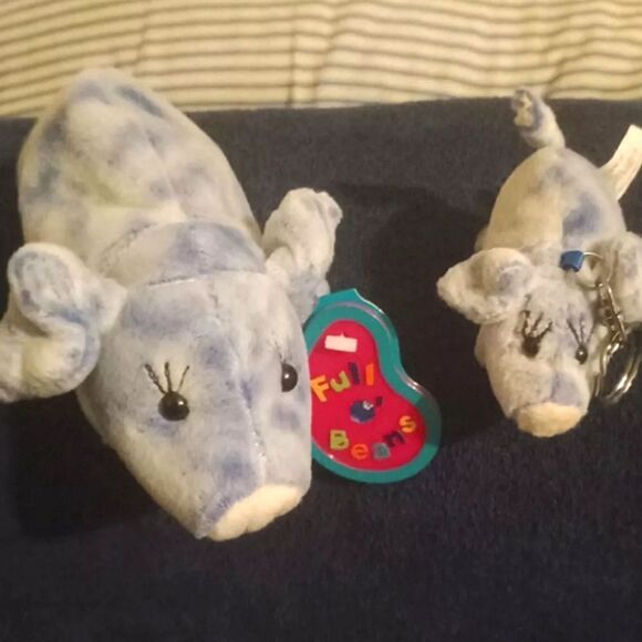 🩷Vintage Avon Blueberry The Pig Full O'Beans Collector Stuffed Pig And Matching - Picture 1 of 5